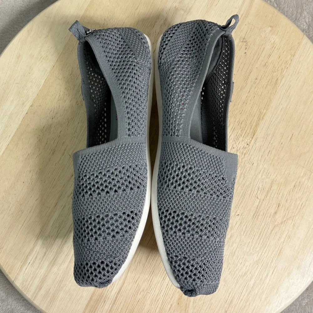 Skechers BOBS Women 8.5 Grey Knit Memory Foam Slip On Flats 33406 Peace and Love